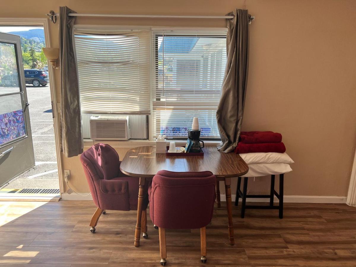 Great House Motel Sequim Ngoại thất bức ảnh